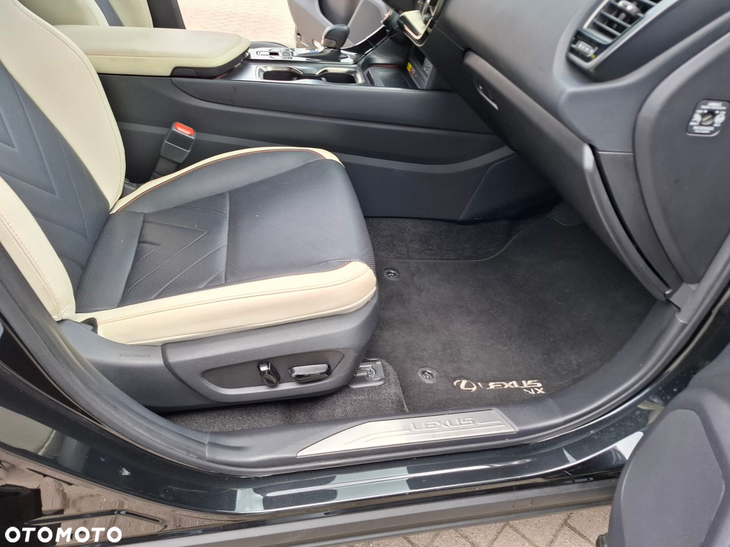 Lexus NX - 23