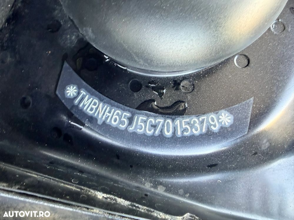 Skoda Roomster 1.2 HTP Ambition - 26