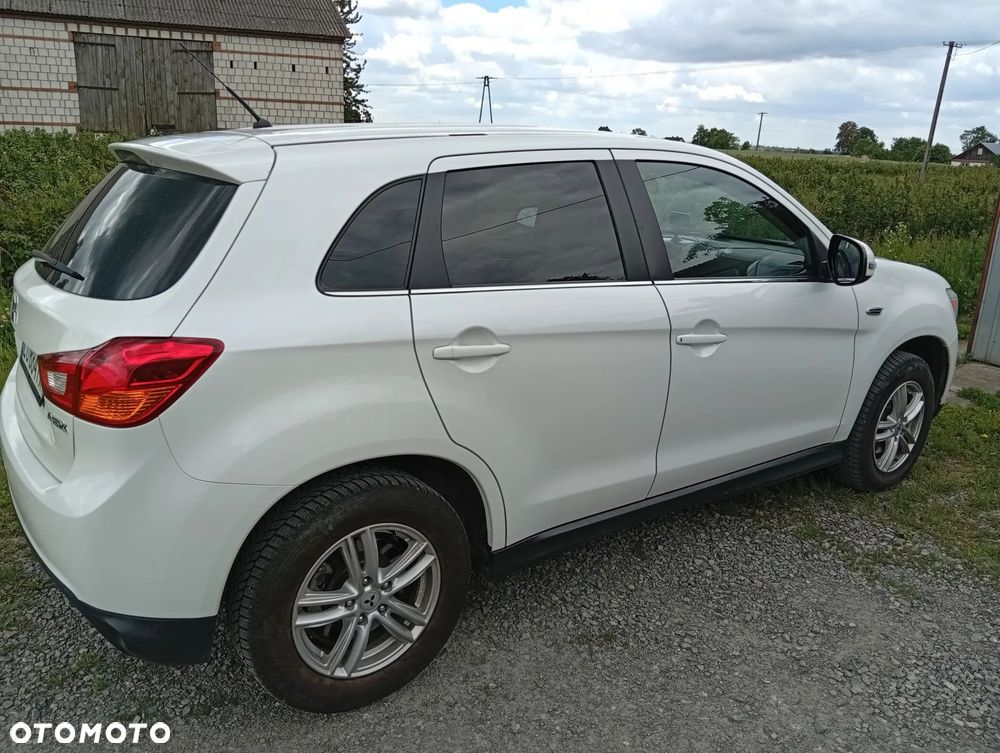Mitsubishi ASX - 4