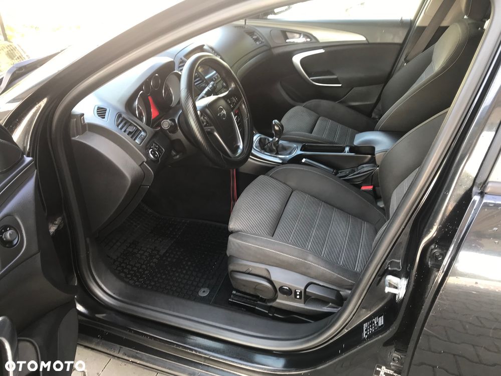 Opel Insignia - 21