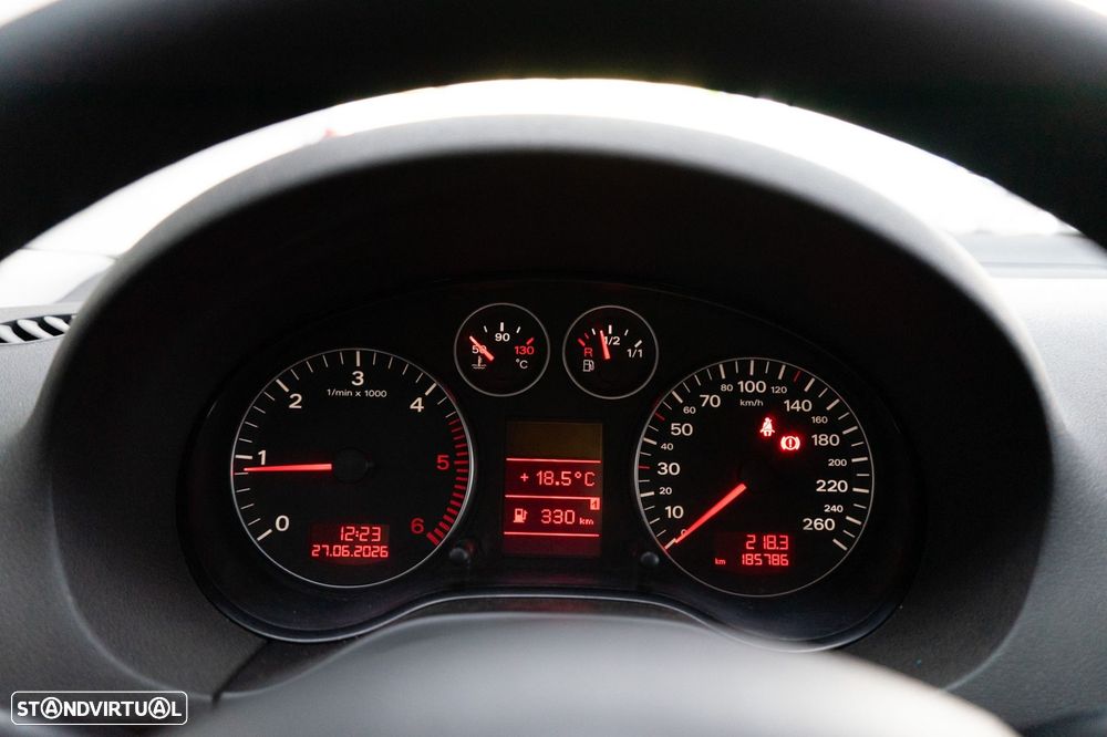 Audi A3 Sportback 1.9 TDi Advance - 30