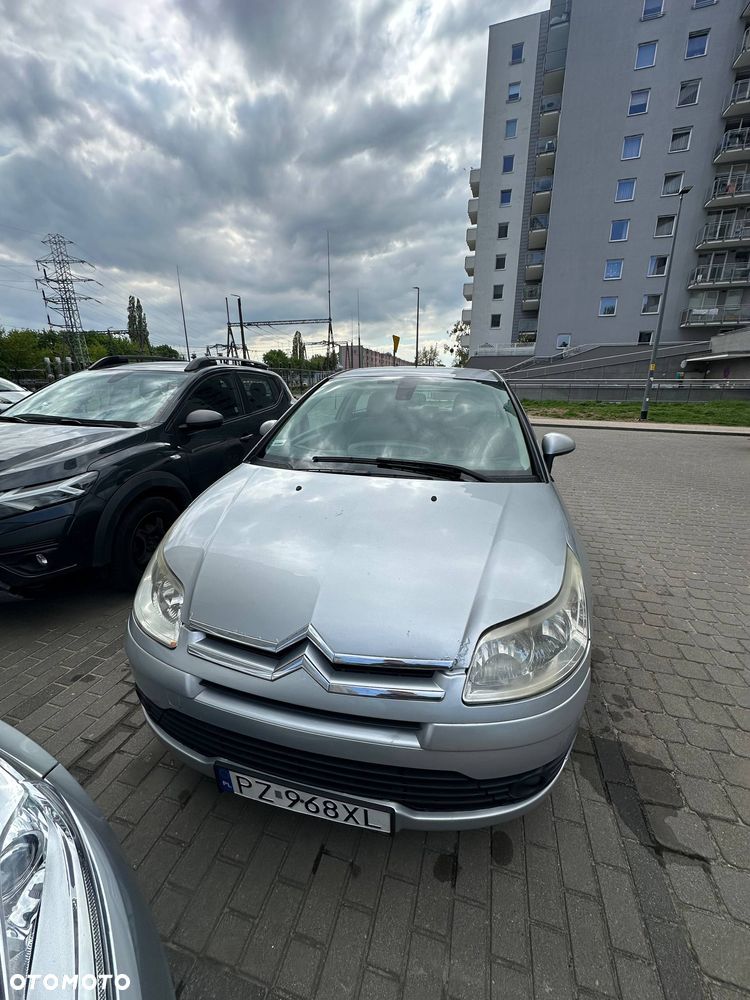 Citroën C4 1.6 16V X - 1