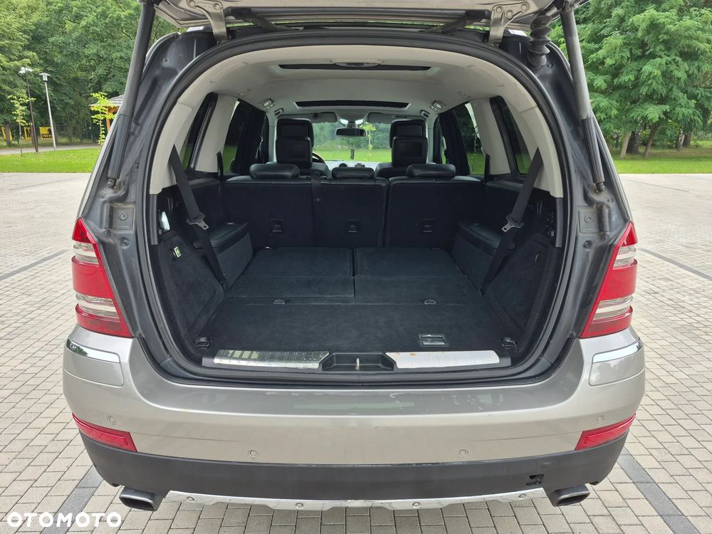 Mercedes-Benz GL 450 4Matic 7G-TRONIC - 34