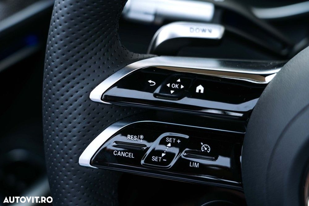 Mercedes-Benz SL - 23