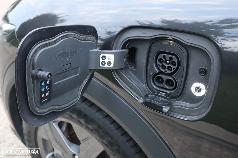 Ford Mustang Mach-E Alargada - 11