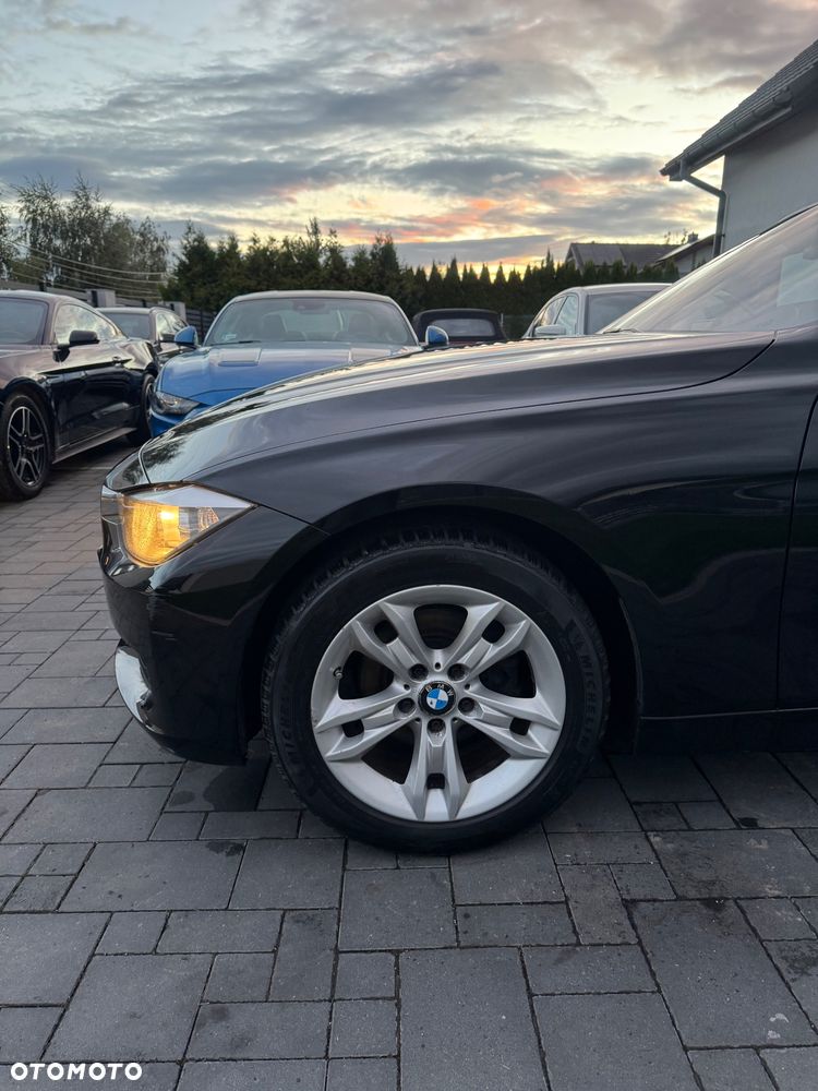 BMW Seria 3 - 29