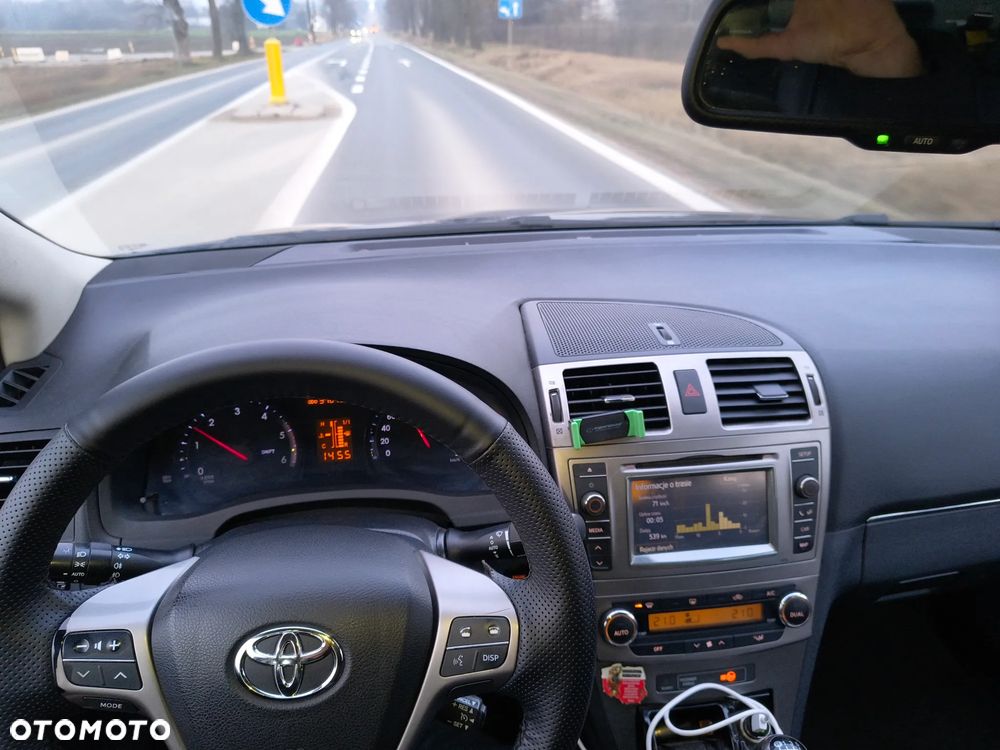Toyota Avensis 2.0 D-4D Edition - 10