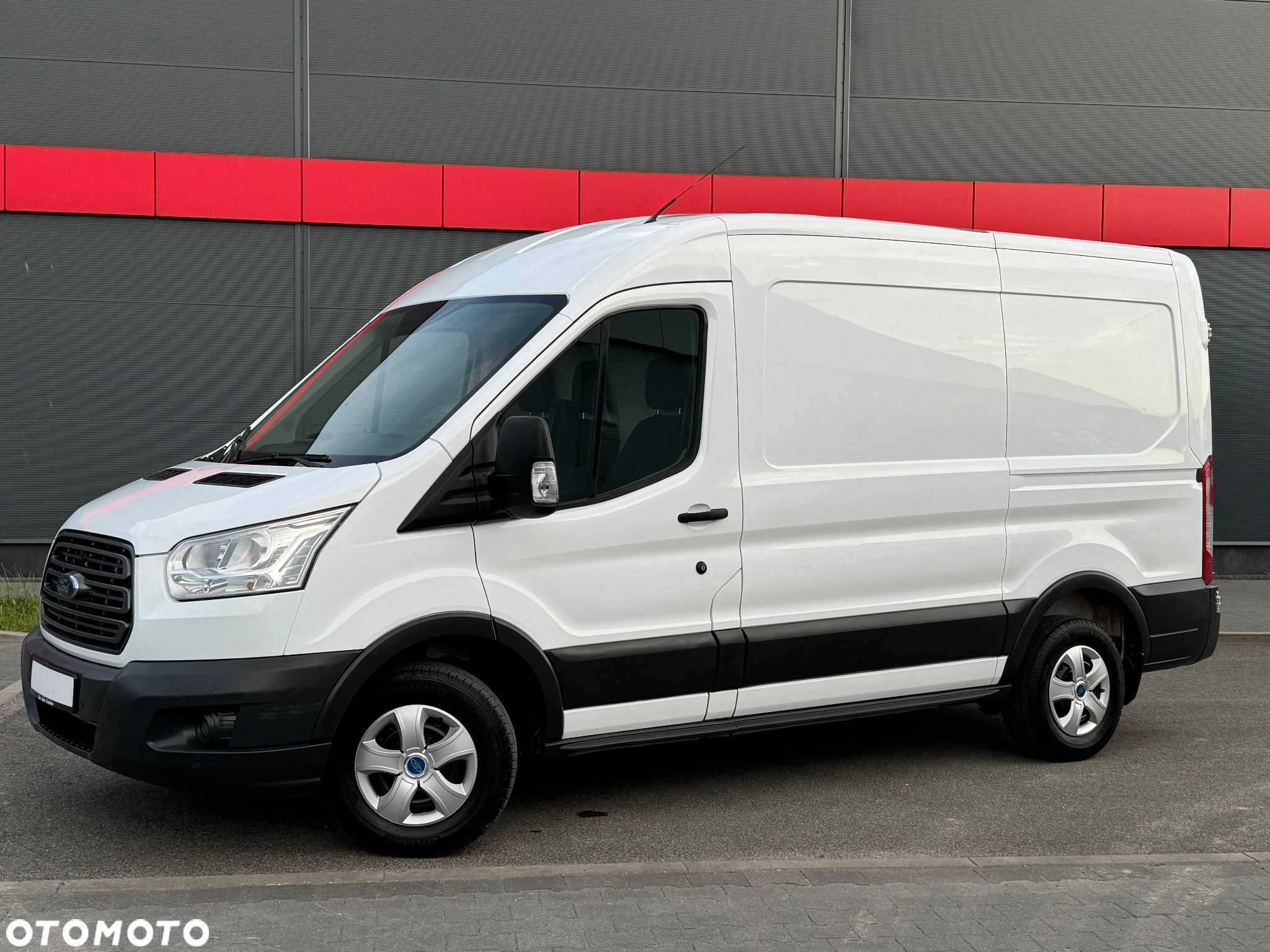 Ford Transit L2H2 - 1