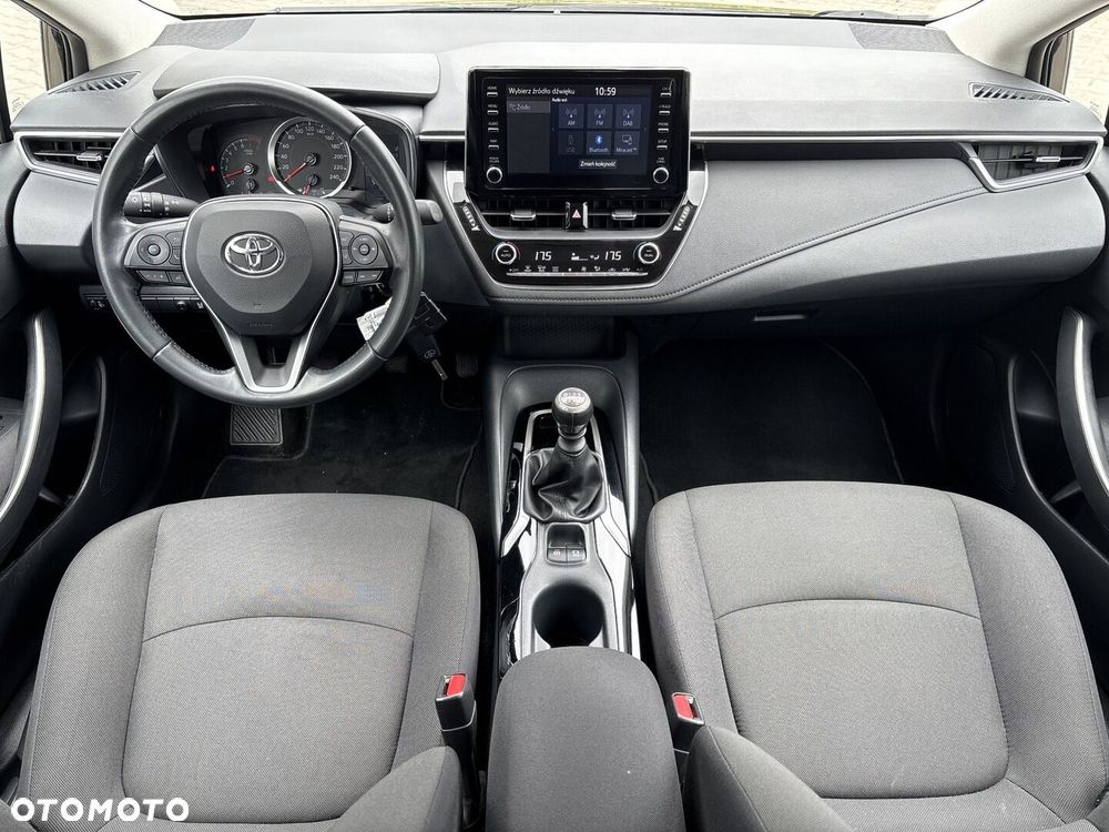 Toyota Corolla - 9