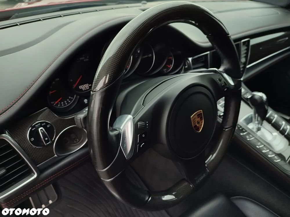 Porsche Panamera 4S - 16