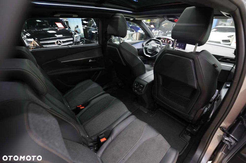 Peugeot 5008 PureTech 130 EAT8 Stop & Start GT - 27