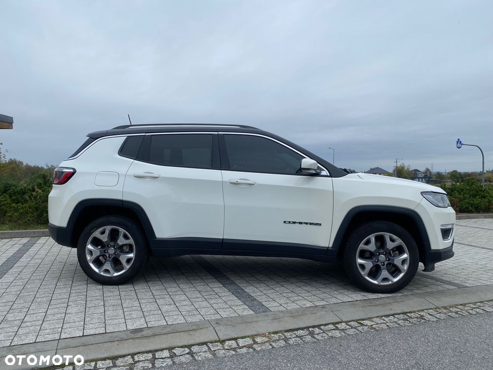 Jeep Compass - 4