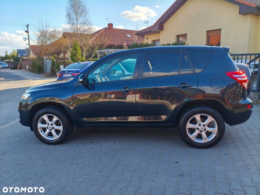 Toyota RAV4 - 12