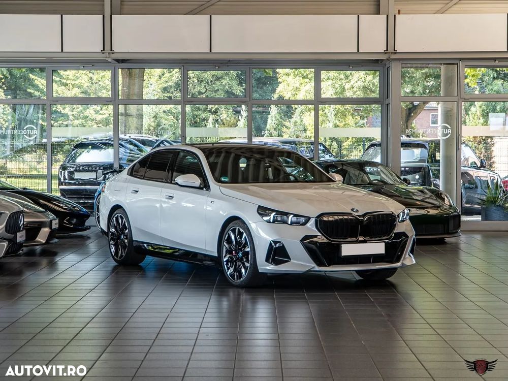 BMW Seria 5 550e xDrive Aut. - 1