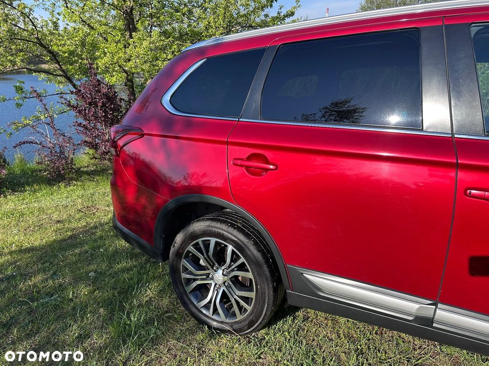 Mitsubishi Outlander 2.0 Intense 4WD CVT - 12