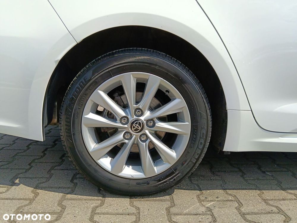 Toyota Corolla 1.8 Hybrid Comfort - 17
