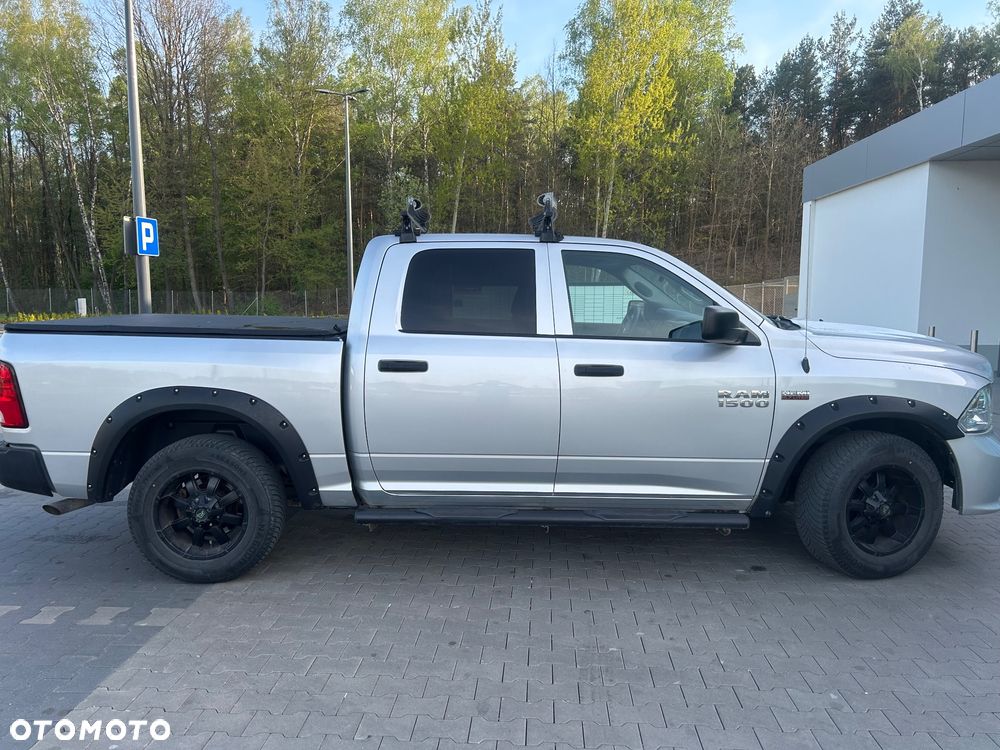 Dodge RAM - 12