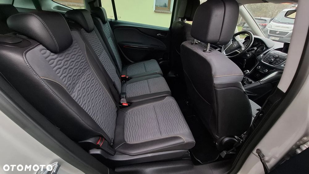Opel Zafira 1.9 CDTI Catch me now - 28