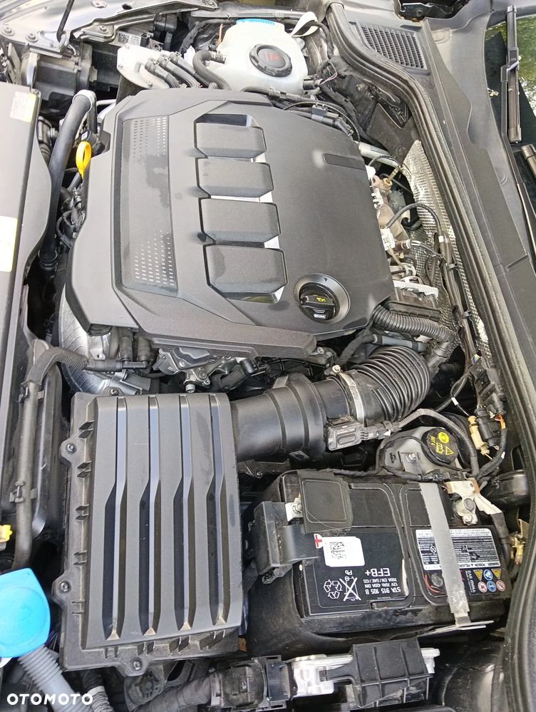 Volkswagen Golf 2.0 TDI Style DSG - 10