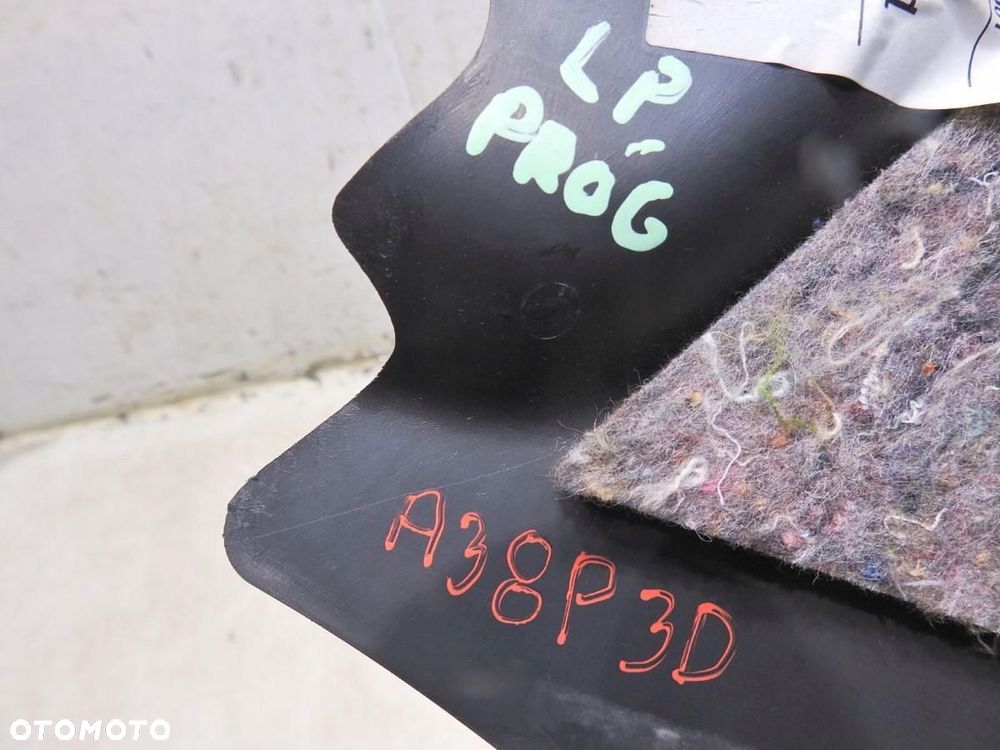 OSŁONA PROGU LEWY PRZÓD AUDI A3 8P 8P0867271B - 2