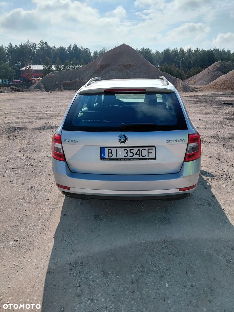 Skoda Octavia 2.0 TDI SCR Ambition - 5