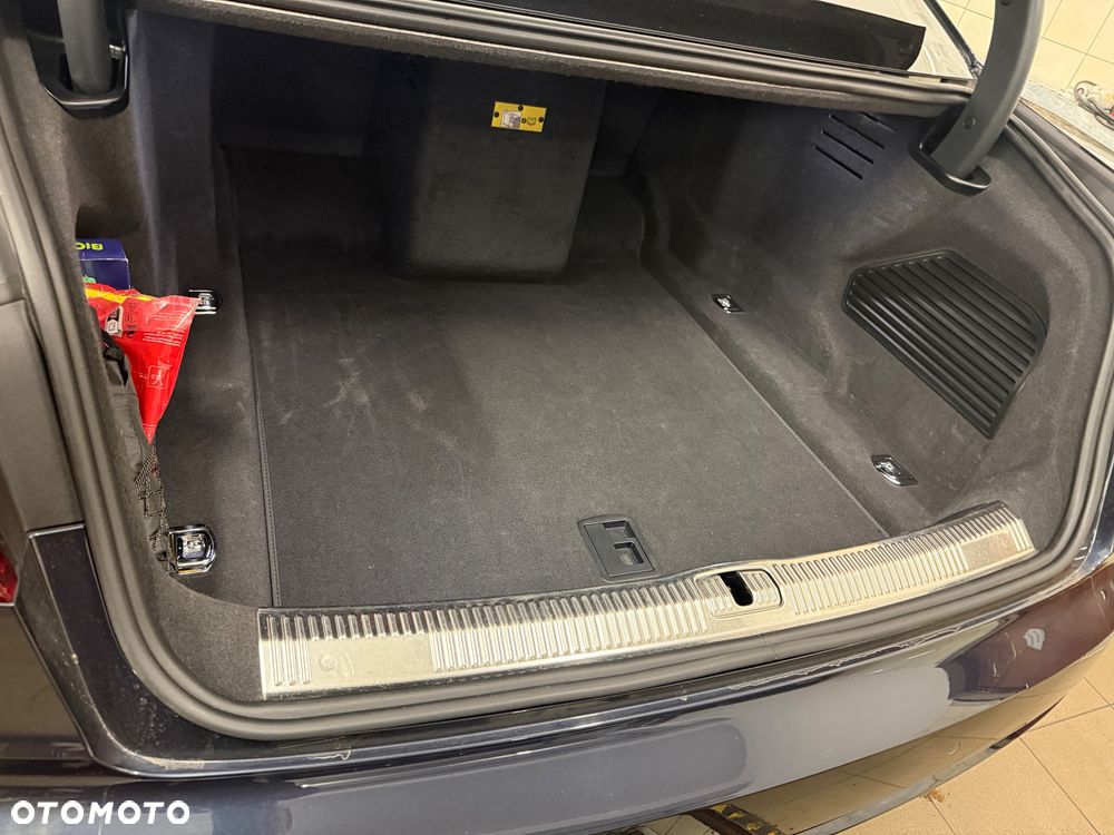 Audi A8 60 TDI Quattro Tiptronic - 27