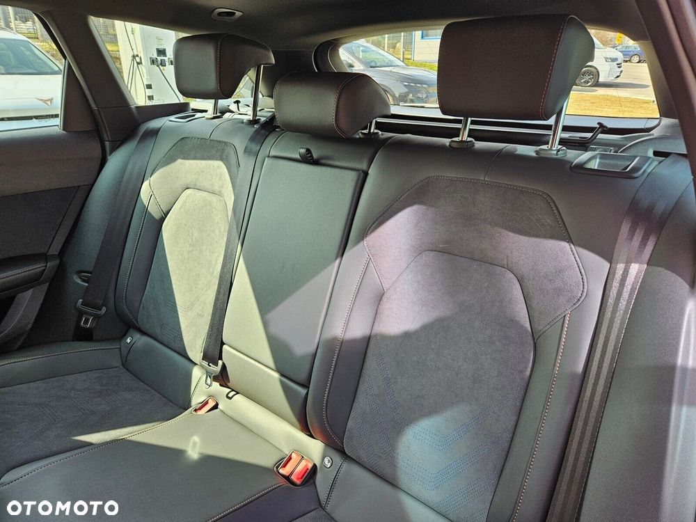 Cupra Leon Sportstourer 2.0 TSI 4Drive VZ DSG - 24