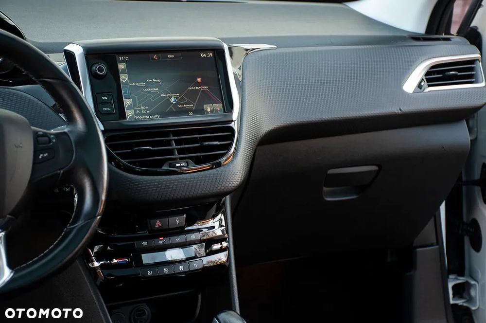 Peugeot 208 PureTech 110 Stop & Start Tech Edition - 28