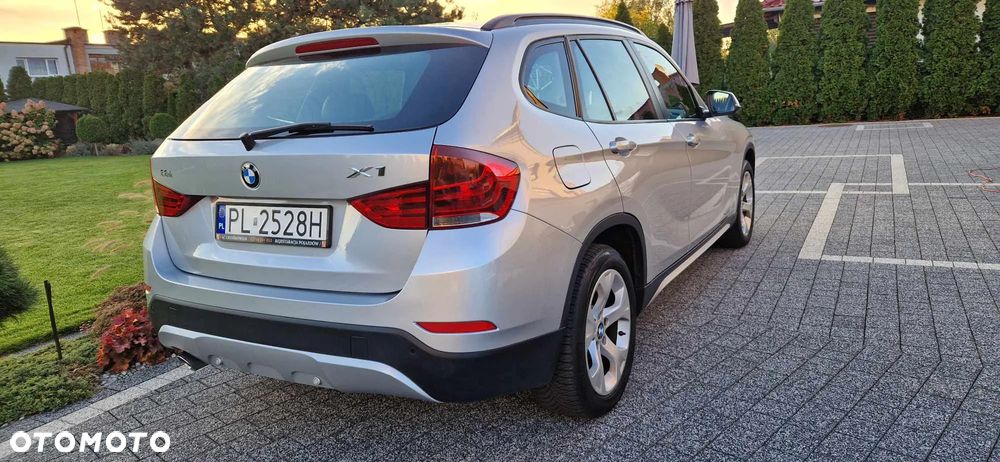 BMW X1 xDrive18d xLine - 8