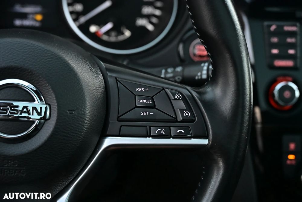 Nissan Qashqai 1.5 DCI N-CONNECTA - 17