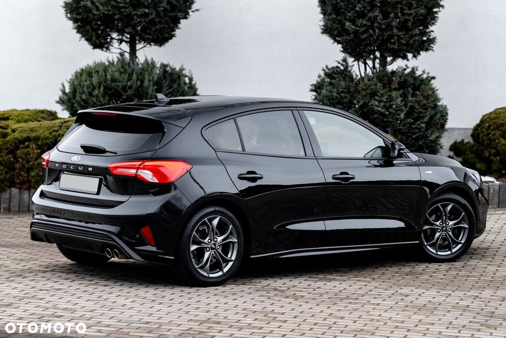Ford Focus 1.0 EcoBoost Trend - 12