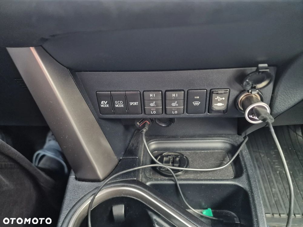 Toyota RAV4 Hybrid Prestige 4x4 - 10
