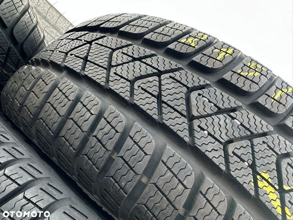 215/55r17 Pirelli SottoZero 3_7,6mm_4szt_(29) - 5