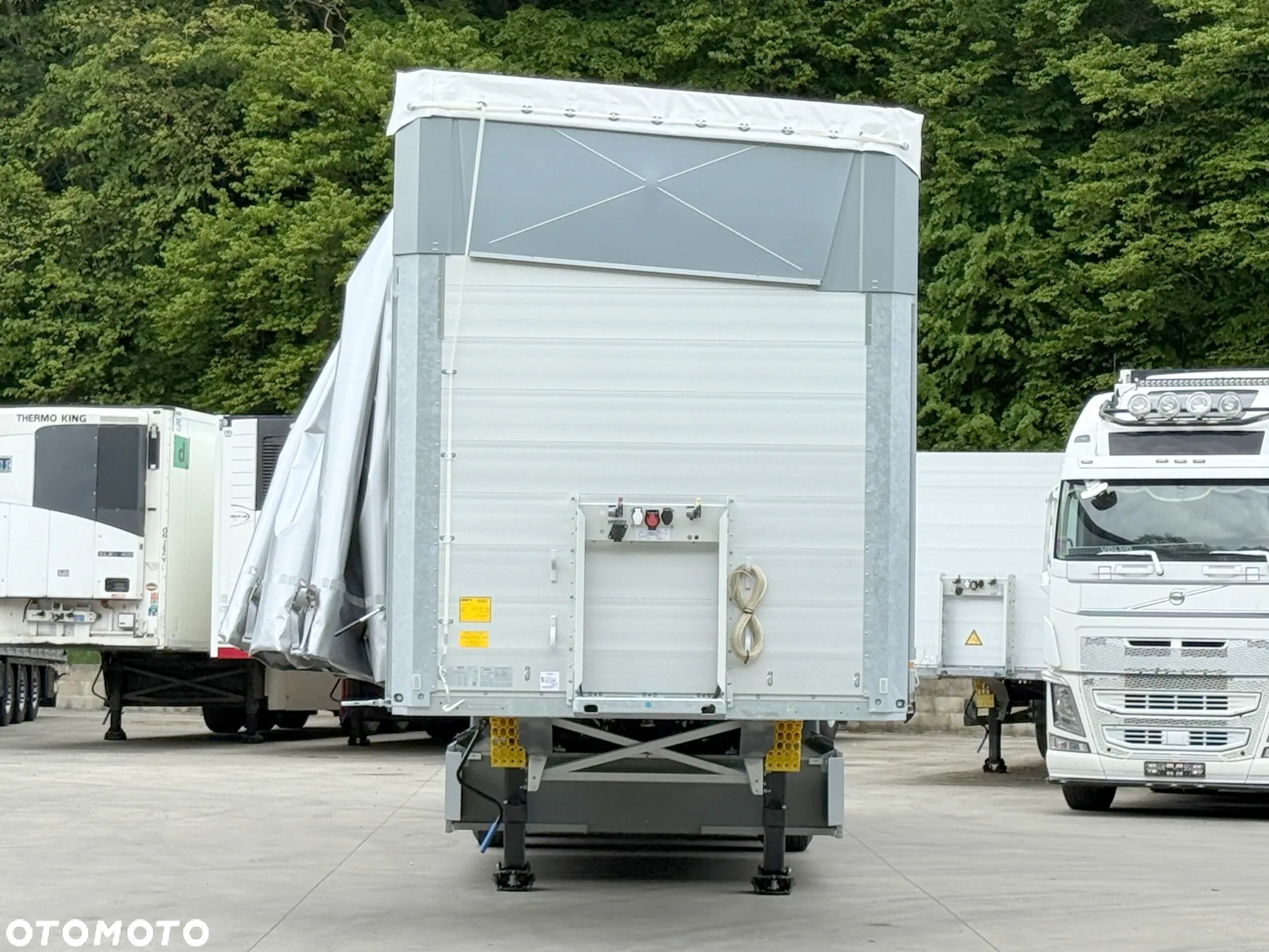 Schmitz Cargobull STANDARD + PDN DACH + 24 PAL - 12