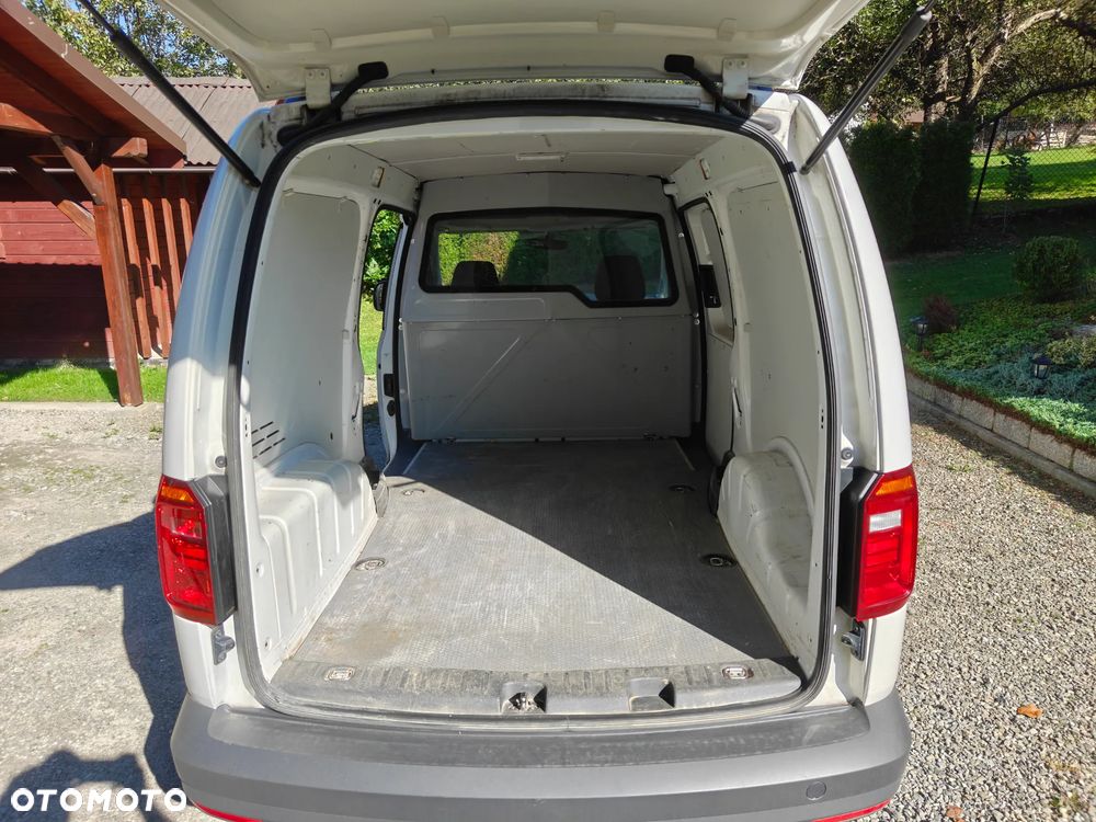 Volkswagen Caddy - 9