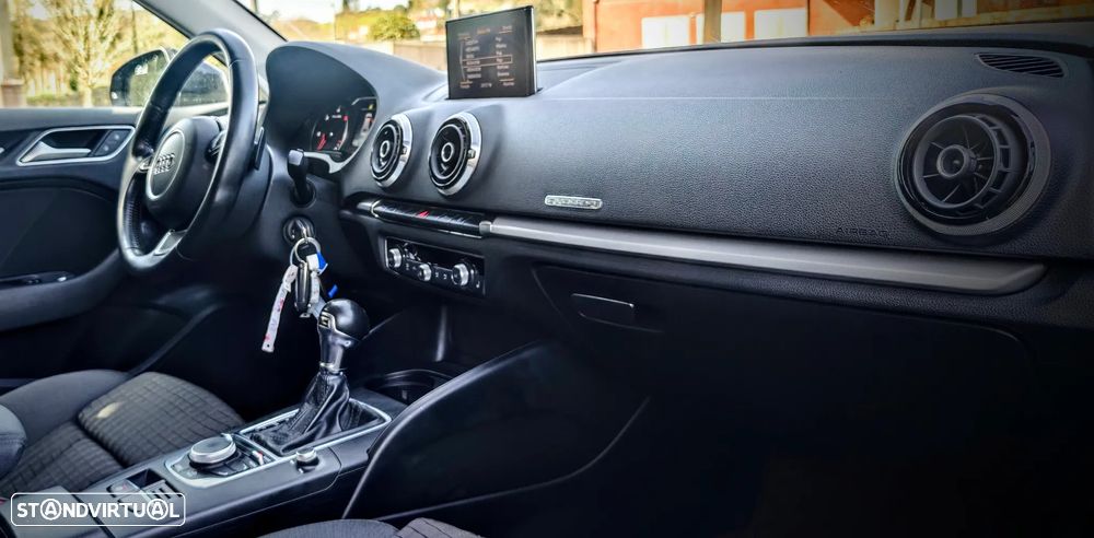 Audi A3 2.0 TDI quattro S-line S tronic - 9