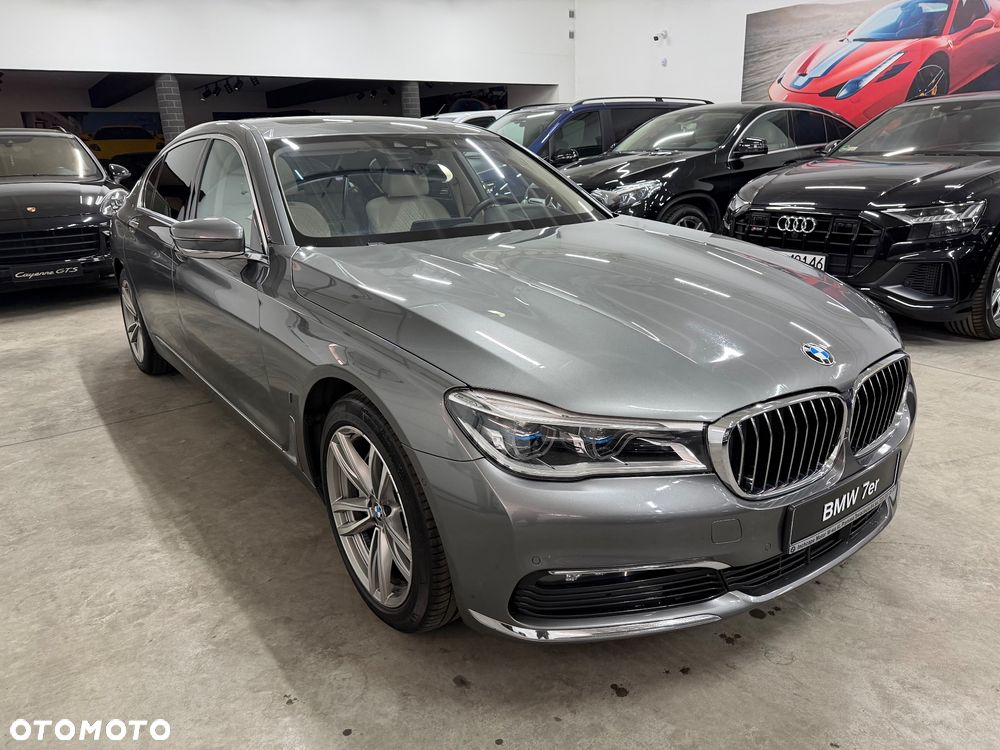 BMW Seria 7 - 5