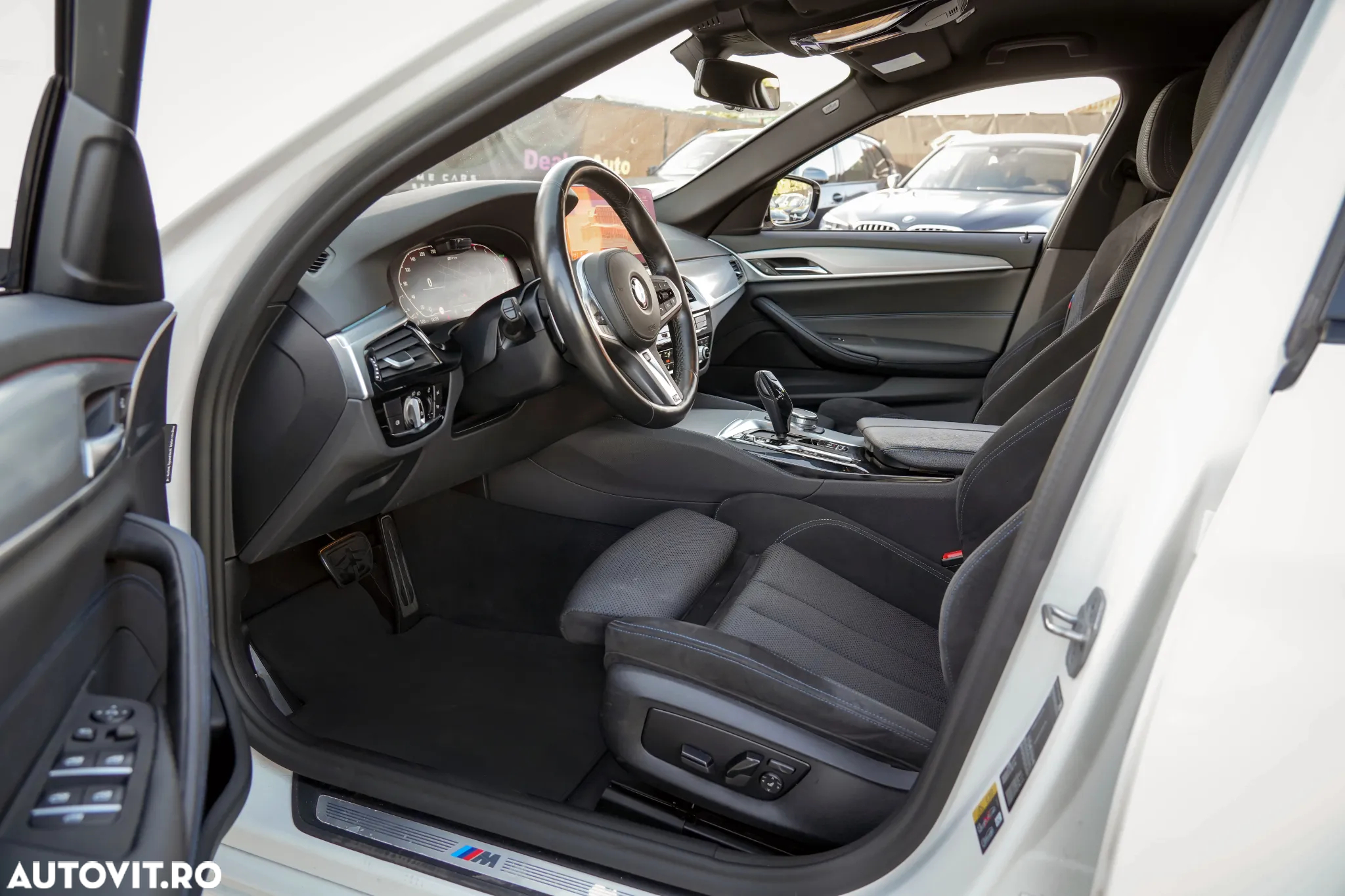 BMW Seria 5 530e Aut. M Sport Edition - 16