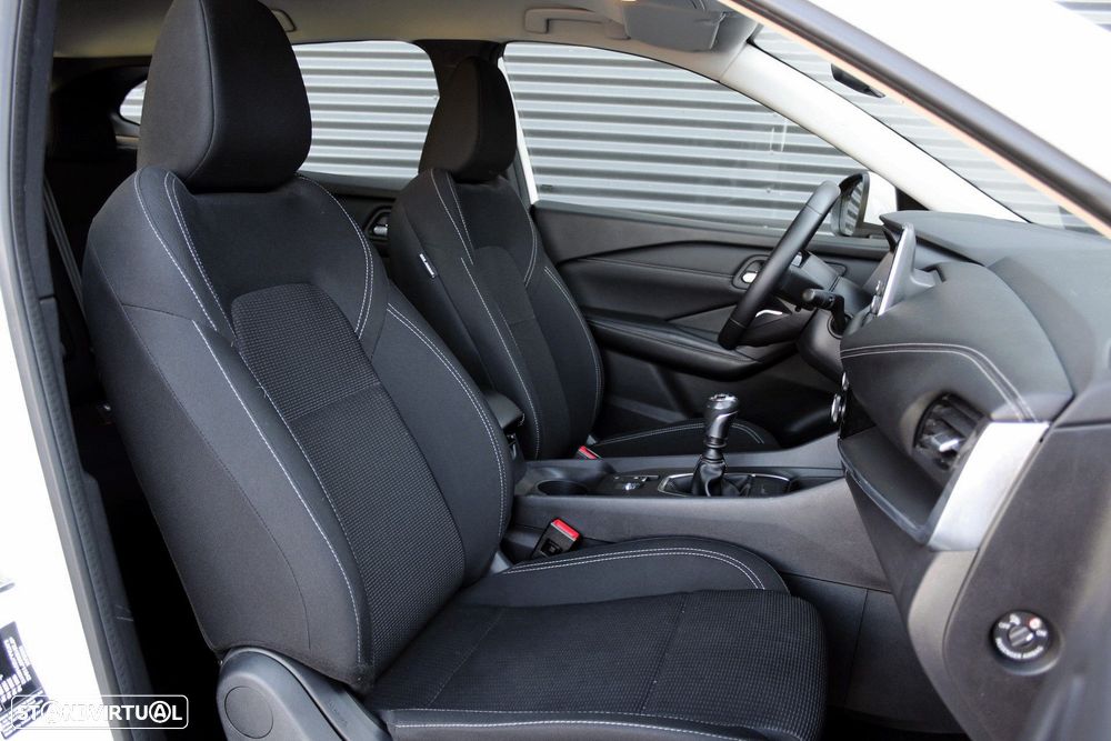 Nissan Qashqai 1.3 DIG-T Acenta - 32