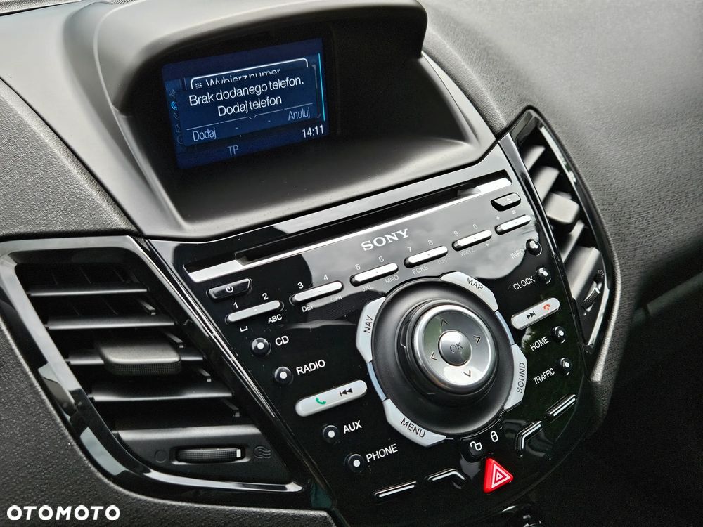 Ford Fiesta 1.0 EcoBoost Titanium - 32