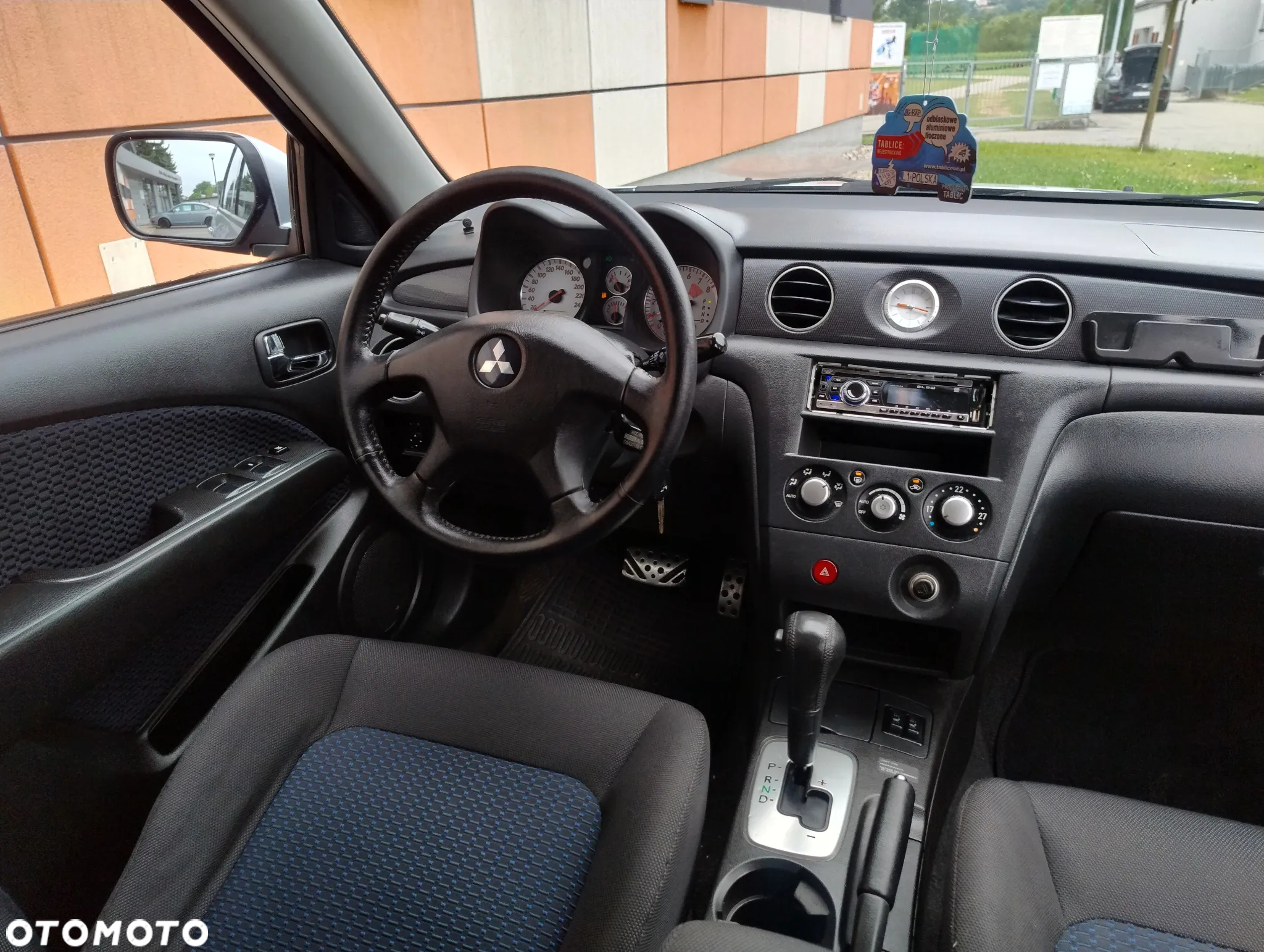 Mitsubishi Outlander 2.4 Automatik Dakar - 12