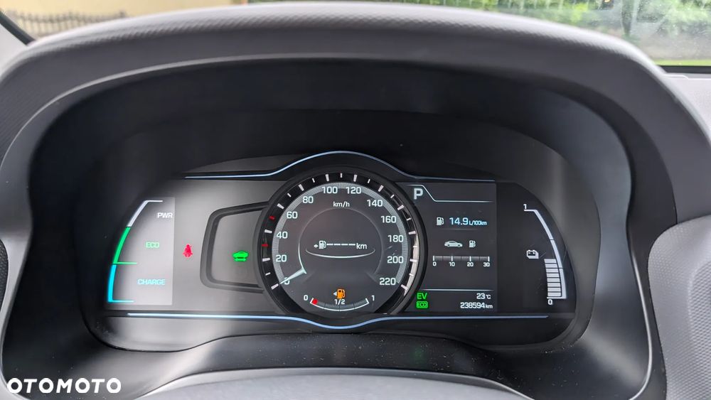 Hyundai IONIQ 1.6 GDI Premium - 19