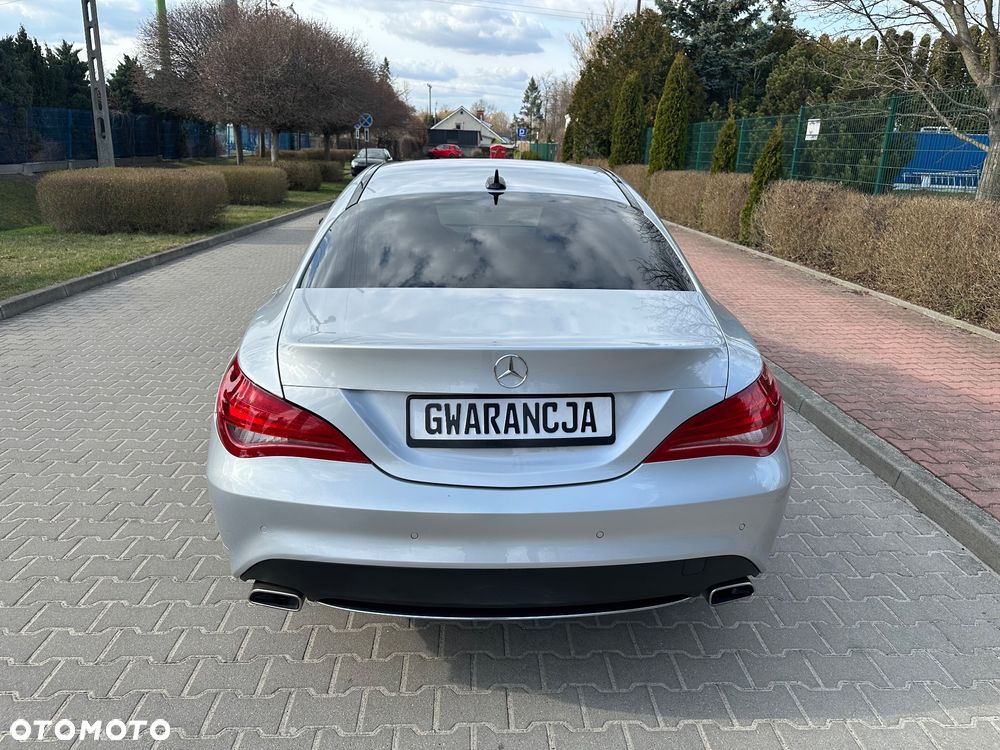 Mercedes-Benz CLA 180 UrbanStyle Edition - 10