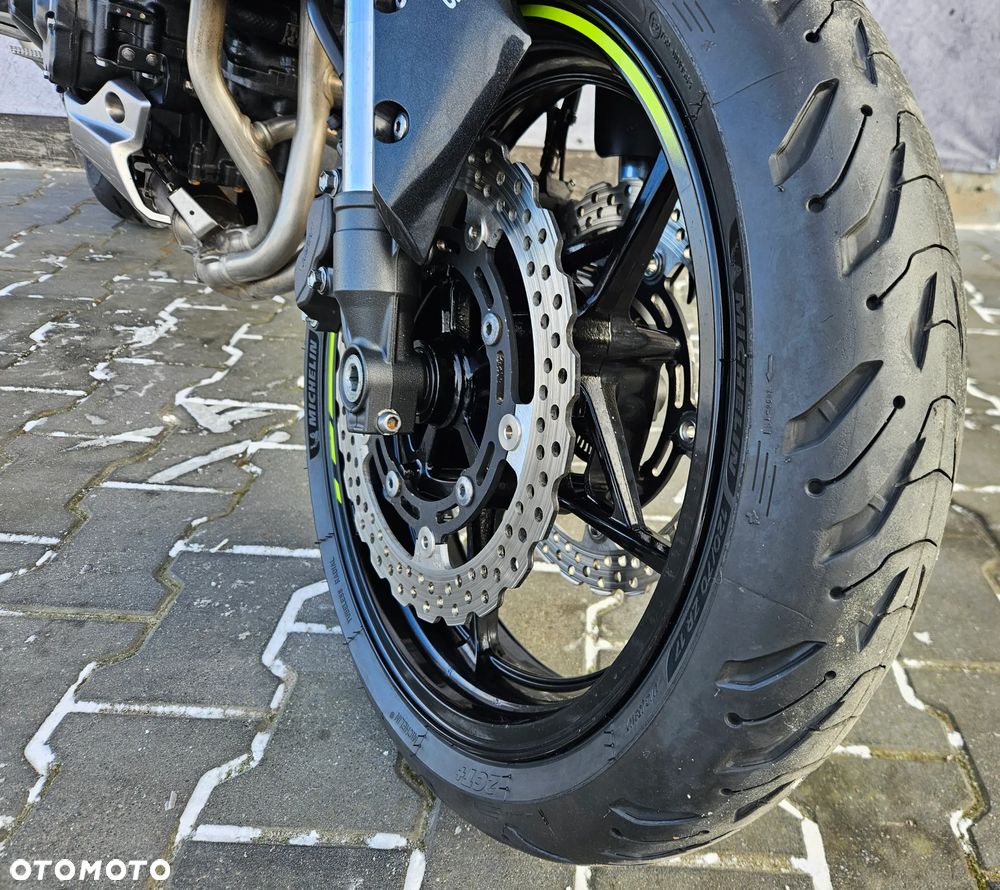 Kawasaki Z 900 - 10