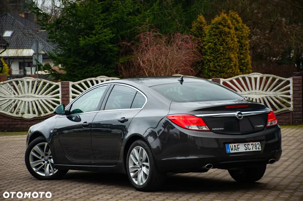 Opel Insignia - 2