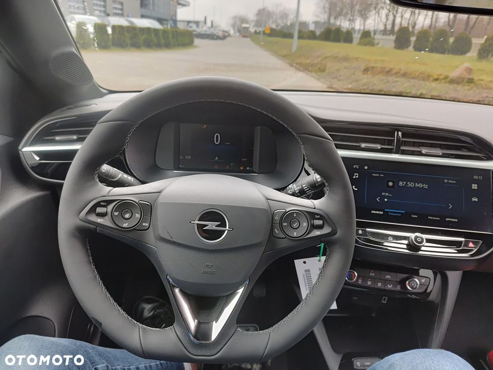 Opel Corsa - 16