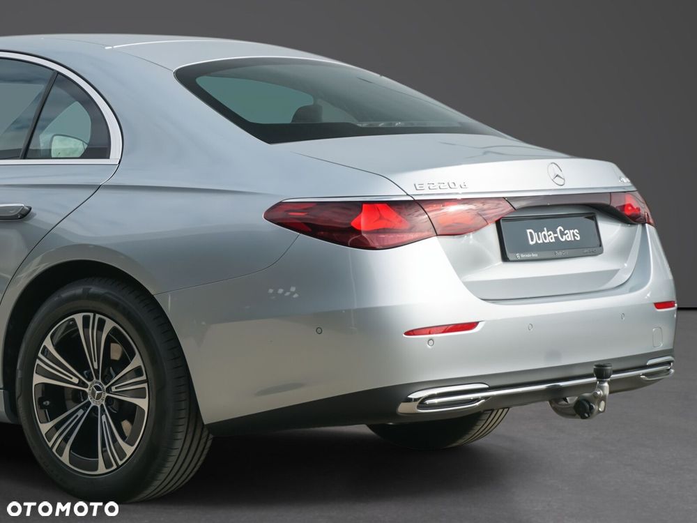 Mercedes-Benz Klasa E 220 d mHEV 4-Matic Avantgarde 9G-Tronic - 7