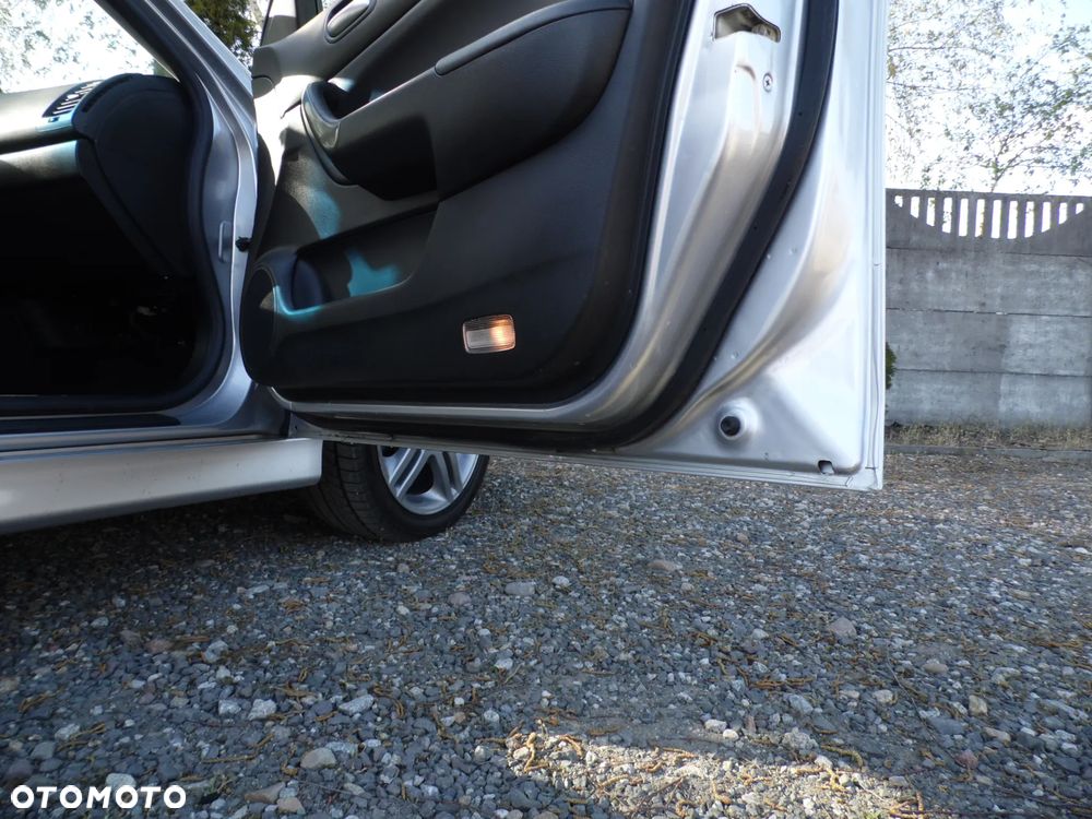 Honda Accord 2.0 i Sport 30 Jahre Edition - 24