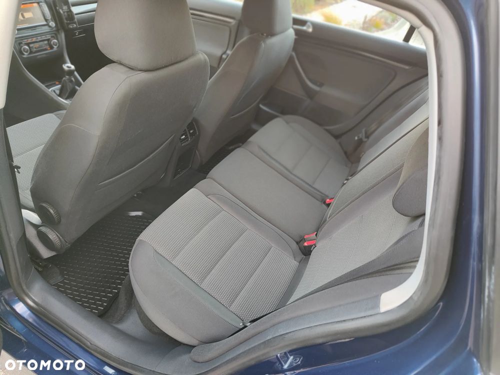 Volkswagen Golf Variant 2.0 TDI DPF Highline - 27