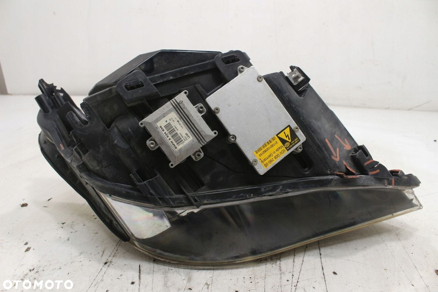 BMW E60 E61 LAMPA LEWY PRZÓD XENON EUROPA USZKODZONA - 12